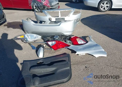 2016 Nissan Versa 1.6 S/1.6 S+/1.6 Sl/1.6 Sv from USA, damaged, VIN 3N1CN7AP6GL831604